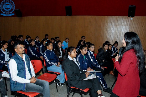 Faculty of Mass Communication & Media Technology, SGT University organized an expert talk on ‘’The Power of Positive Thinking’’