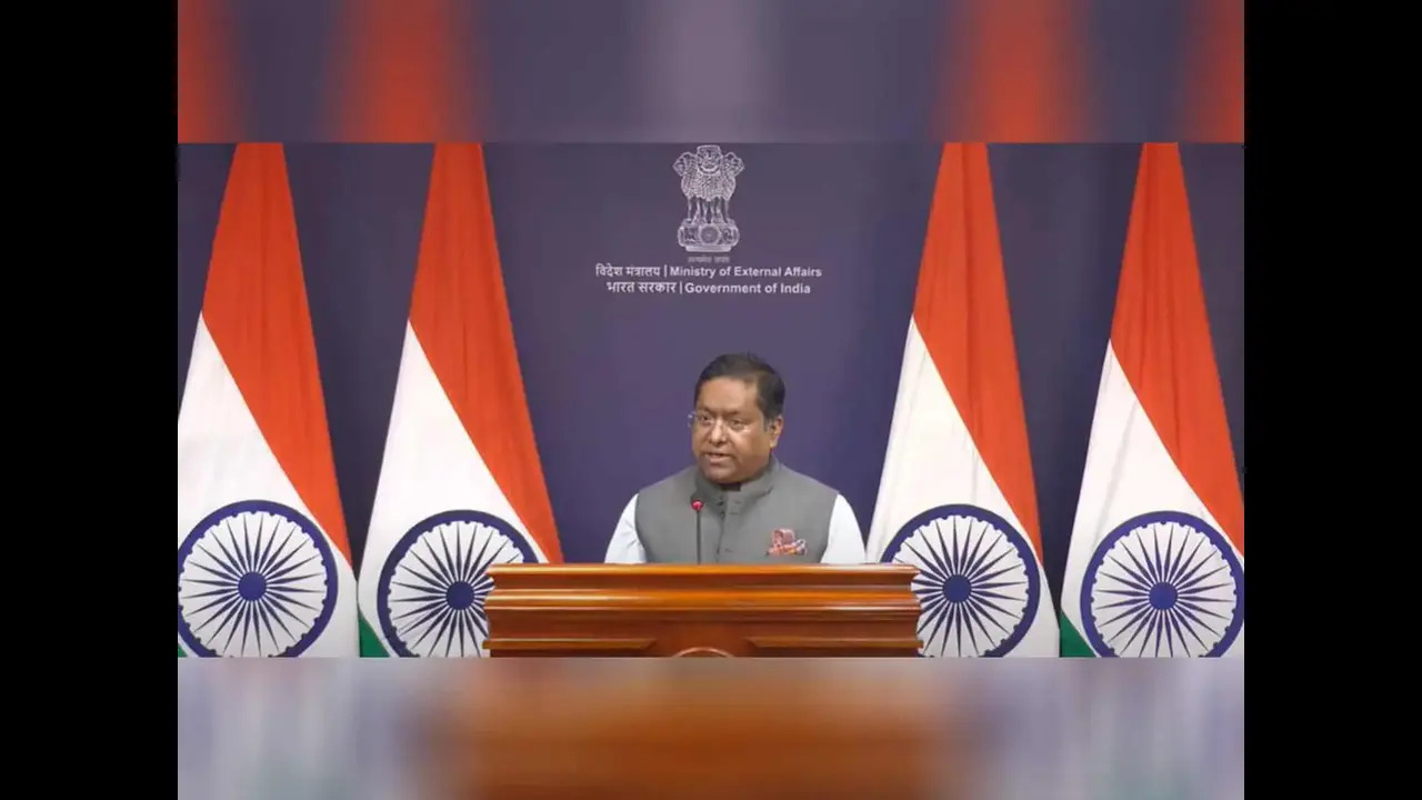 Indian citizens warned by MEA about fake job offers in Iran.