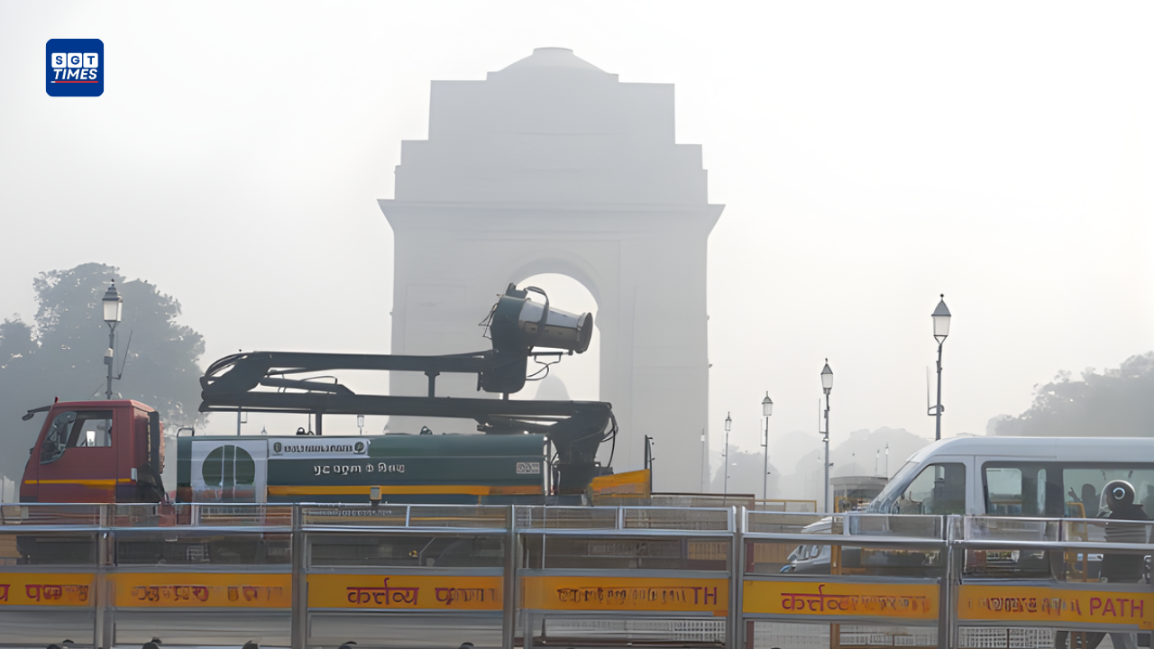 Delhi records highest PM2.5 pollution in India; 447 districts exceed national air quality standards.