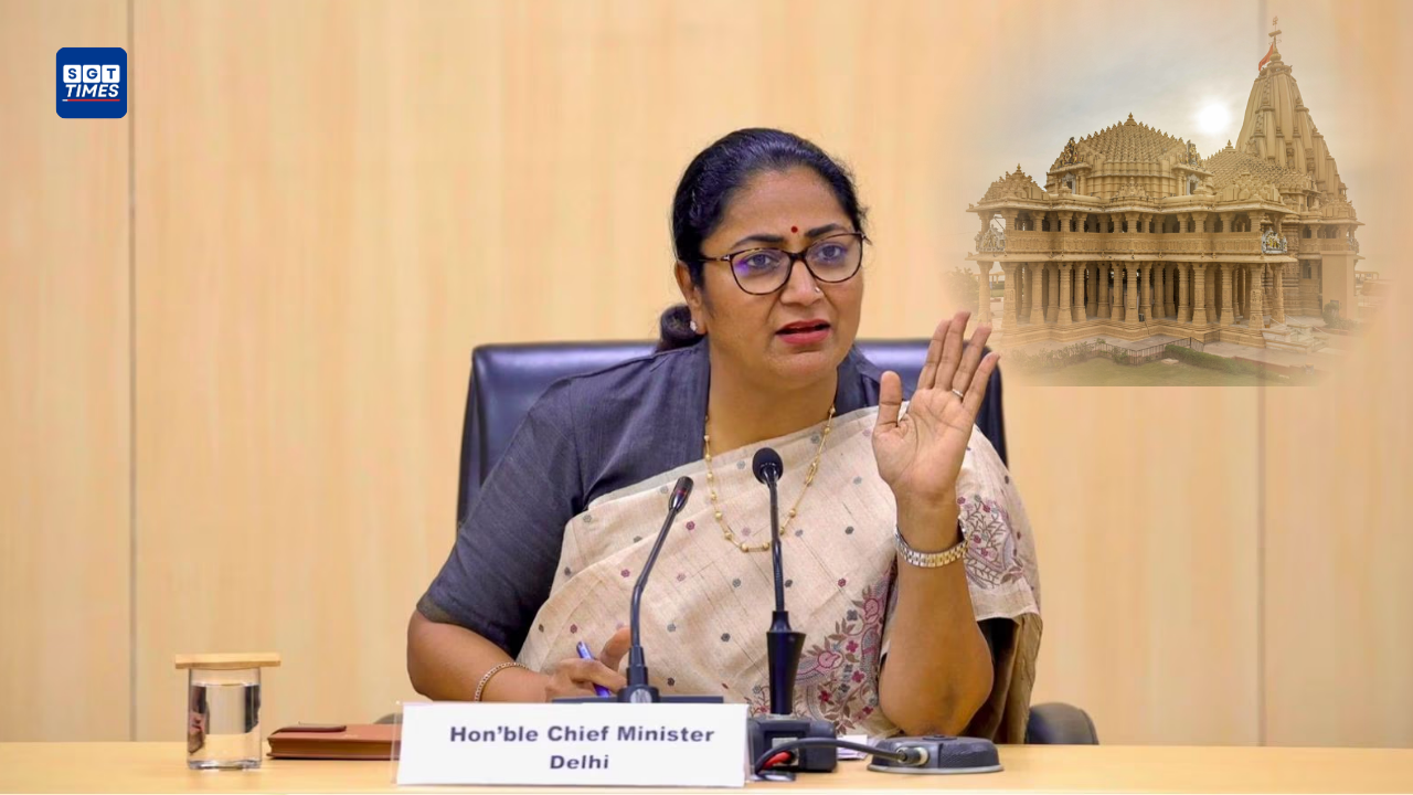 Devotees visiting Somnath Temple during organized pilgrimage trip