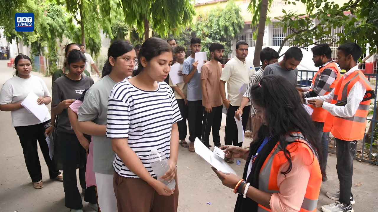 Candidates checking UPSC Civil Services Preliminary Examination 2026 results on the official website.